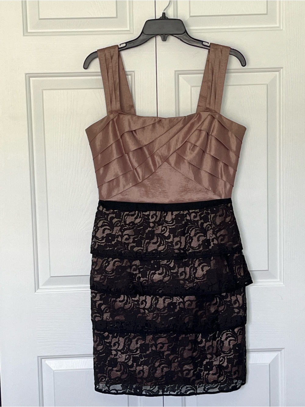 Max & Cleo Sophia Taffeta Sandal and Lace Dress
